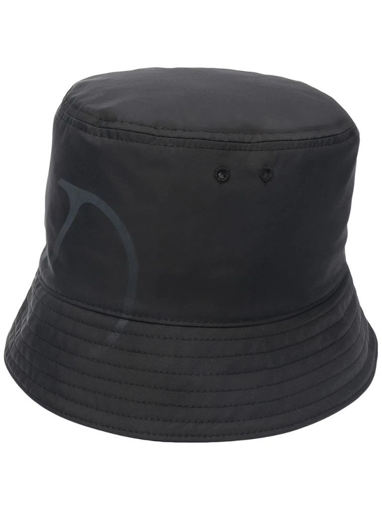 VLOGO print bucket hat