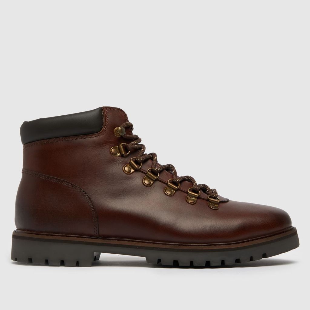 Maxwell Hiker Boots In Brown