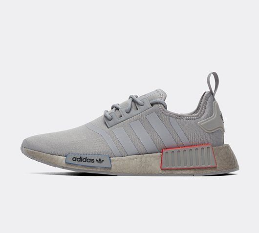 NMD R1 Trainer
