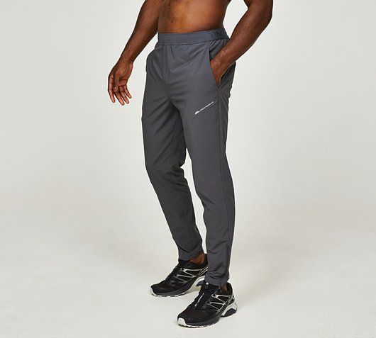 Accelerate Woven Running Pant
