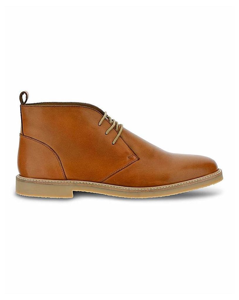 Leather Chukka Boot EW Fit