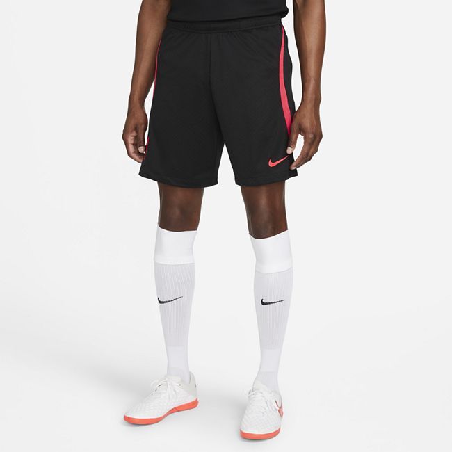 Liverpool F.C. Strike Men's Nike Dri-FIT Football Shorts - Black