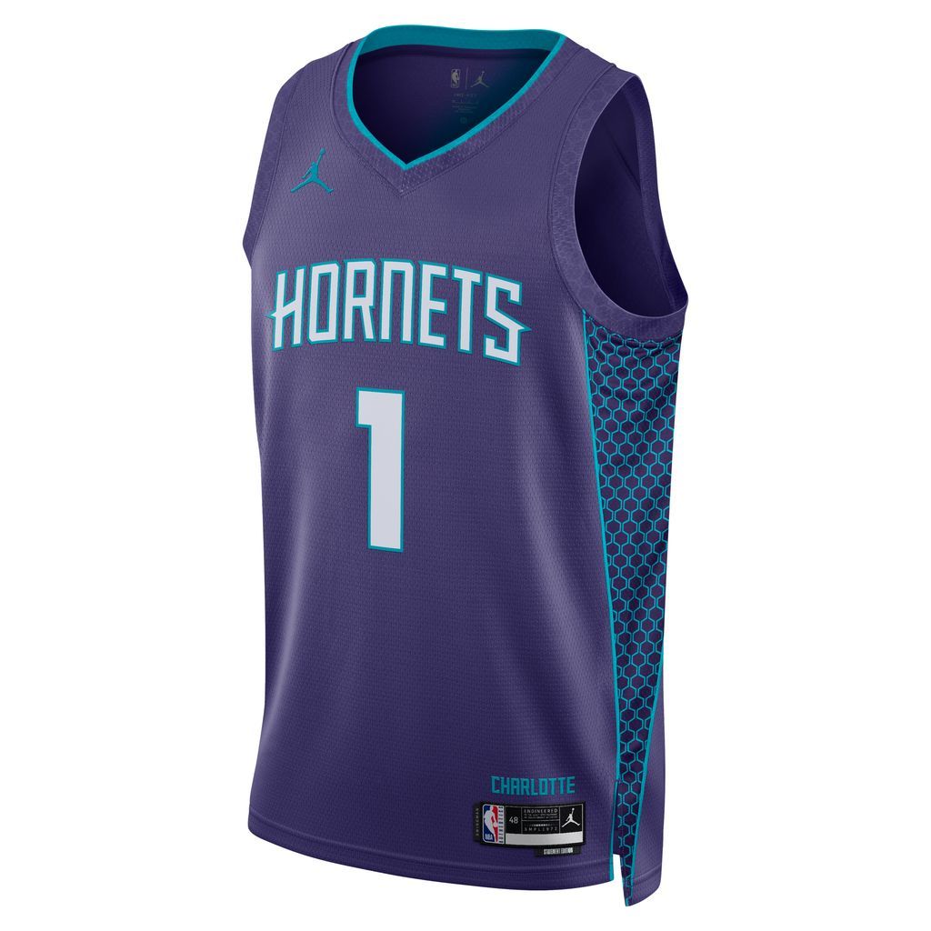 Charlotte Hornets Statement Edition Men's Jordan Dri-FIT NBA Swingman Jersey - Purple - Polyester