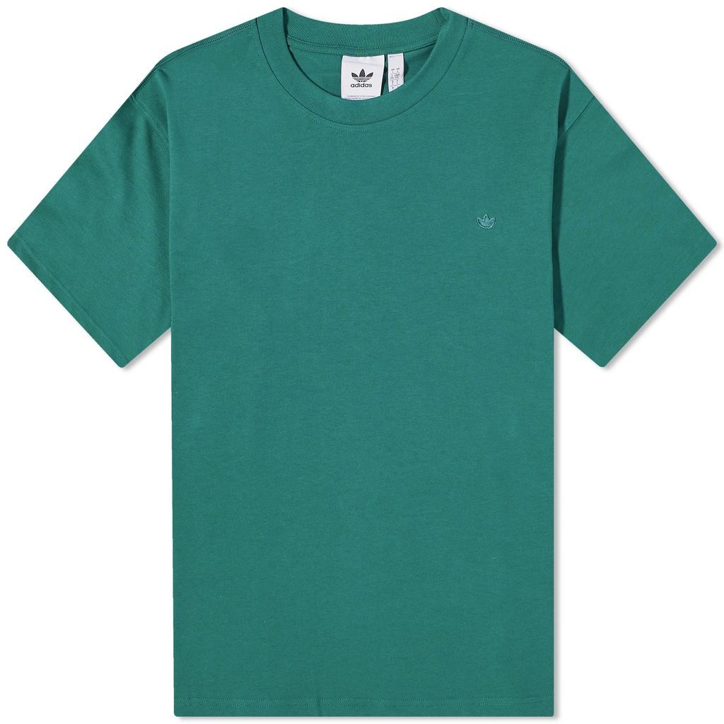 Men's Premium Essentials T-Shirt Collegiate Green
