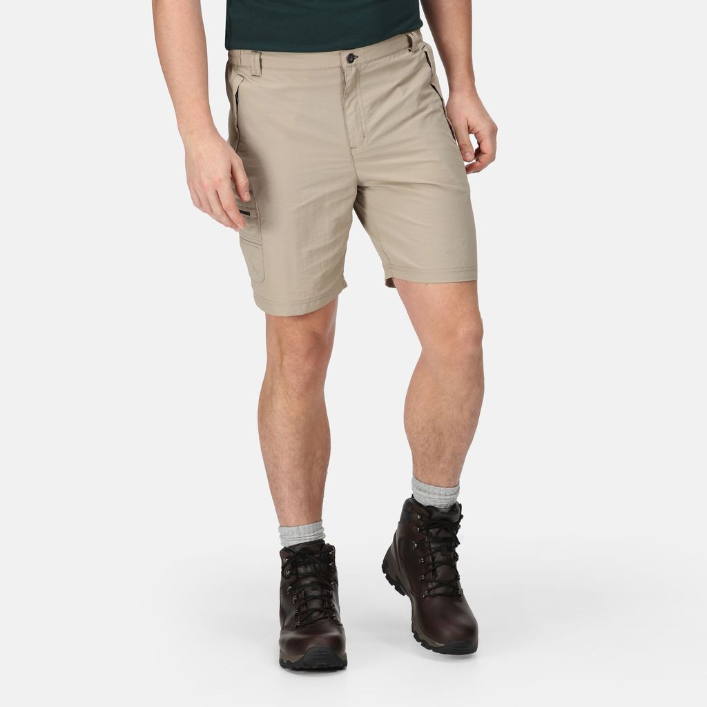 Mens Leesville II Multi Pocket Walking Shorts Parchment, Size: 30