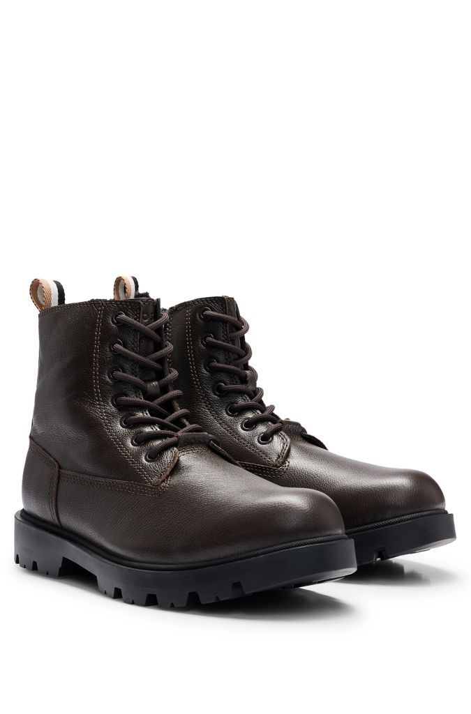 Half boots in grained leather with signature-stripe tape