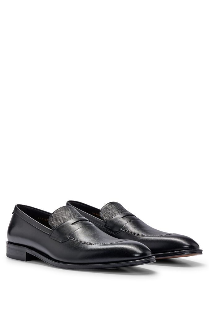 Loafers in plain and Saffiano-print leather