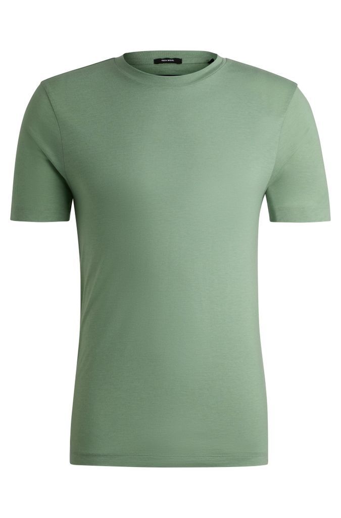 Slim-fit T-shirt in performance fabric